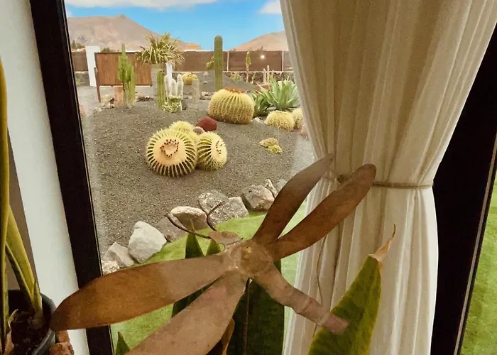 + Piscina Independiente Villa *