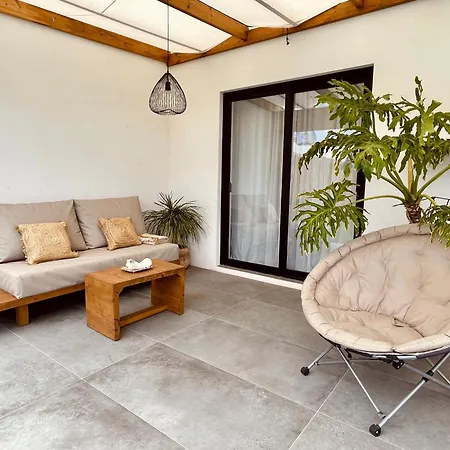 + Piscina Independiente ヴィラ